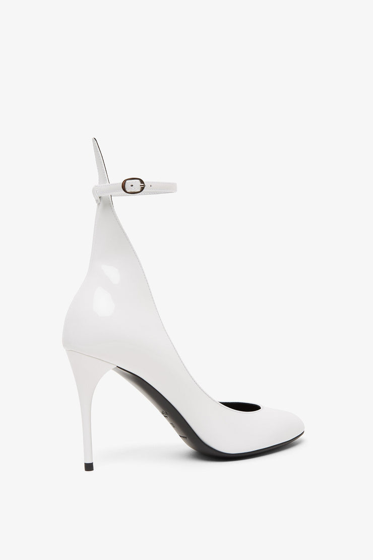 Pumps 90 white patent pumps