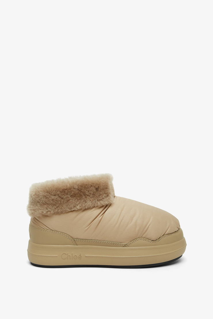 Polar beige shearling boots