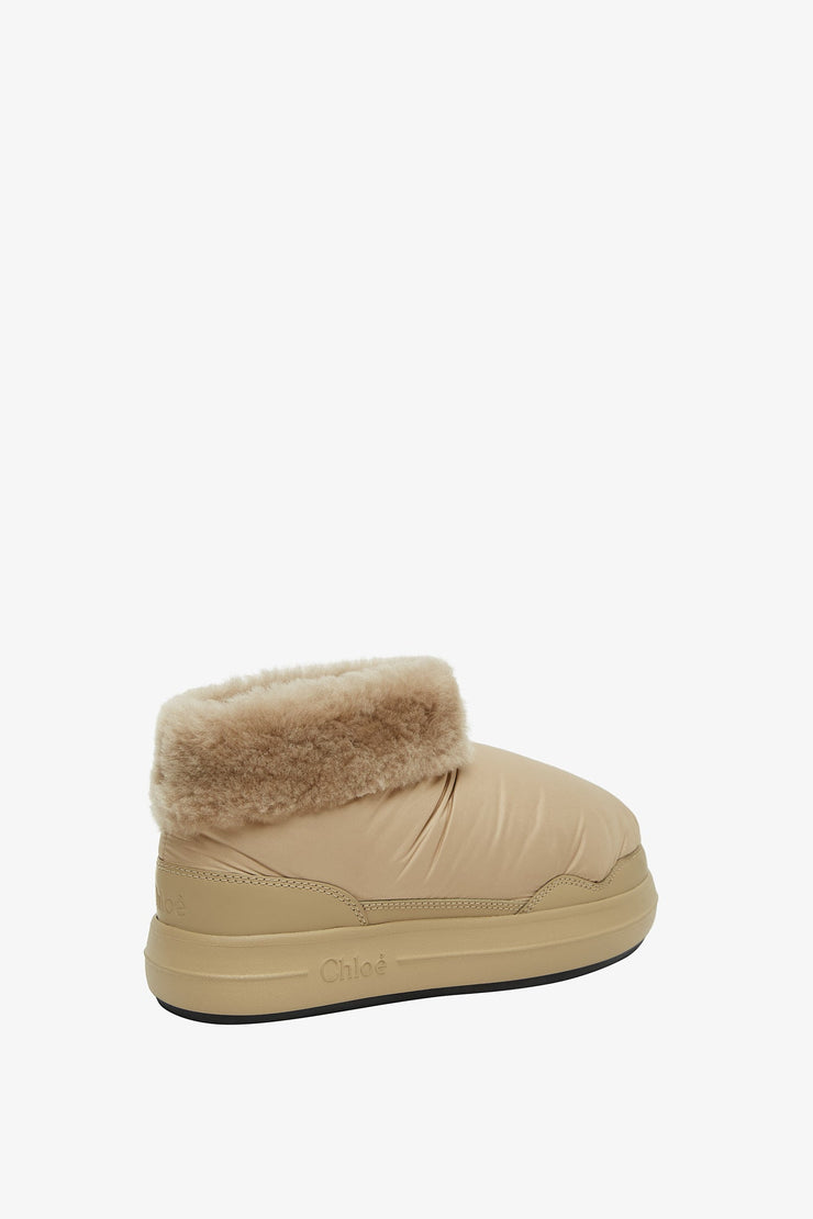 Polar beige shearling boots