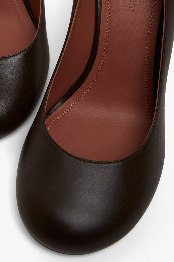 Iris 95 brown leather pumps