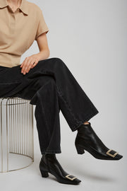 Belle Vivier 45 chelsea leather boots