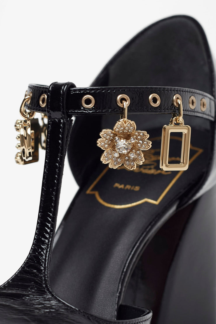 Tres Vivier 85 black with gold charms