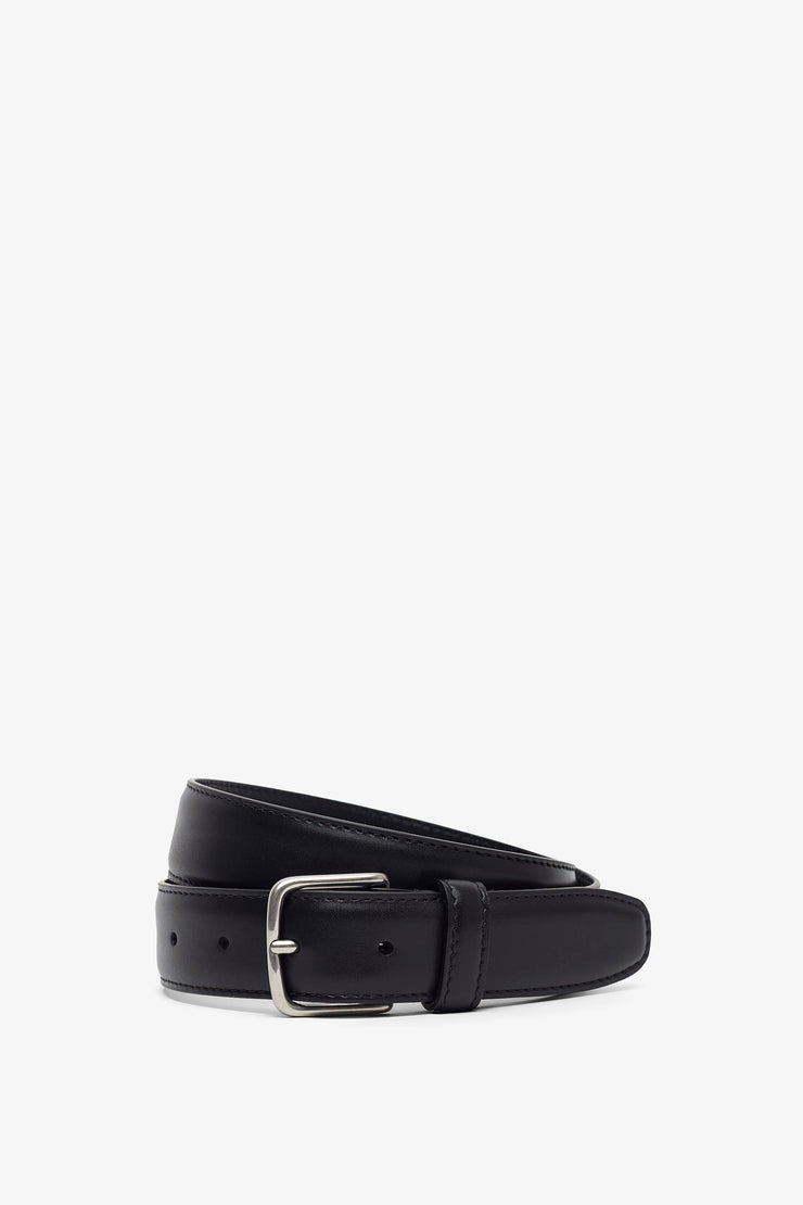 Classic black silver buckle belt