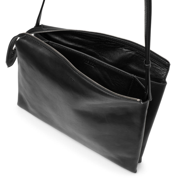 Nu Twin black leather bag