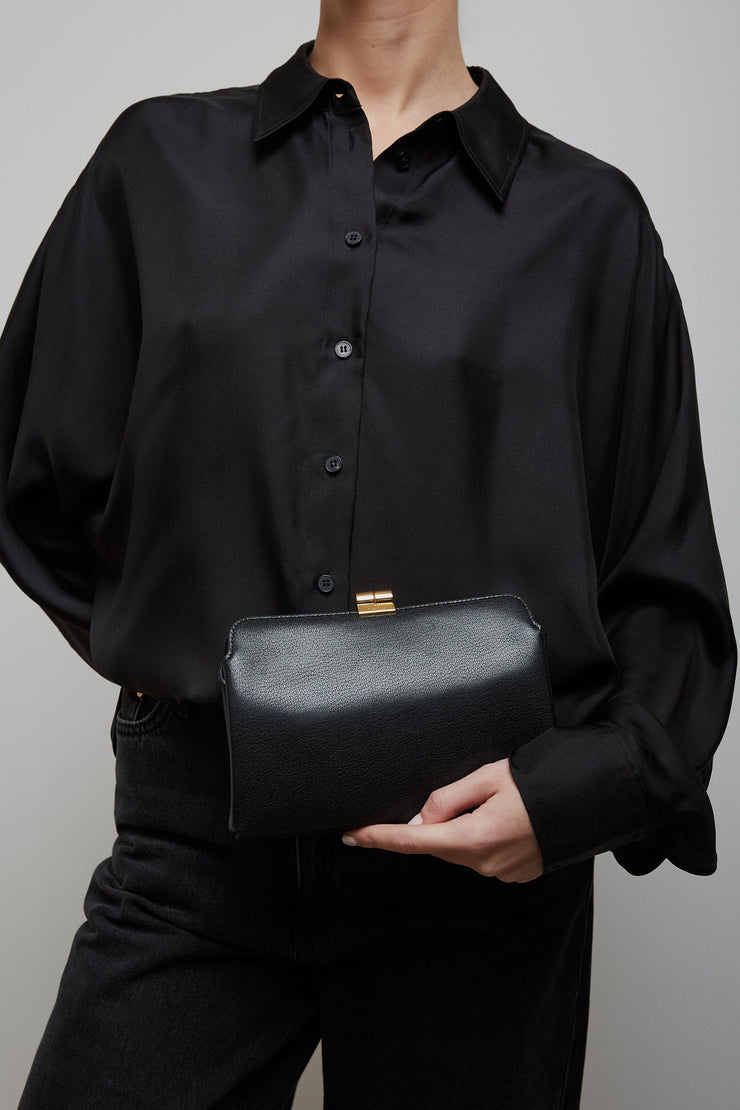 Amazon black shiny leather clutch