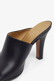 Signum black mules