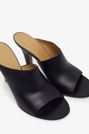 Signum black mules