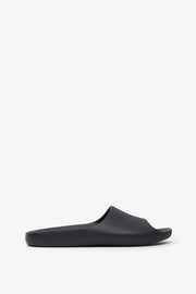 Ama black slides