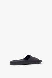 Ama black slides