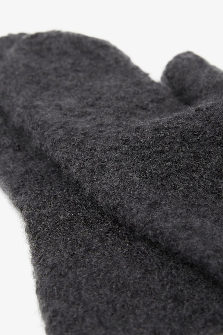 Ladislas faded black cashmere mittens