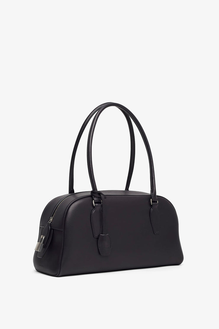India E/W black shoulder bag