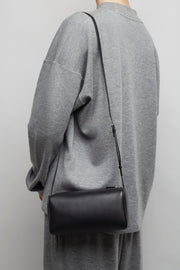 90'S black leather crossbody bag