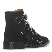 Elegant flat black suede boot